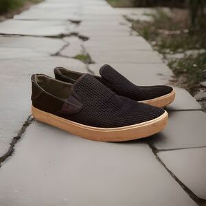 OluKai Lae Ahi Shoes Mesh Low Top Slip On Men's Size 12 Blue Coastal Beach